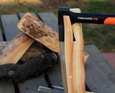 Fiskars Camping axe X7